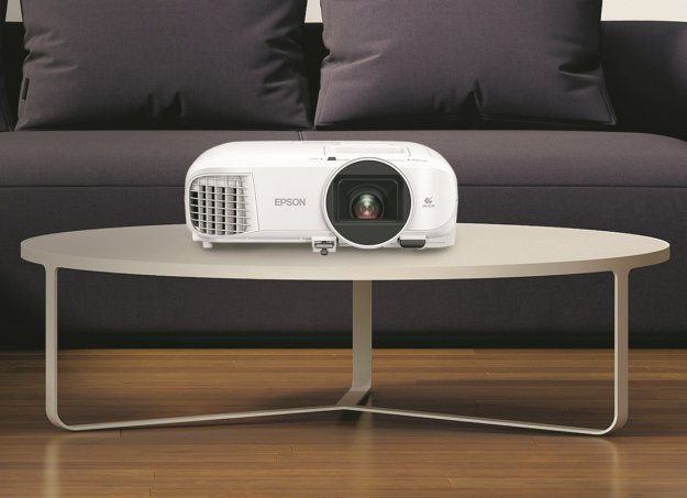 Epson EH-TW5700 Android TV – świetna alternatywa dla telewizora