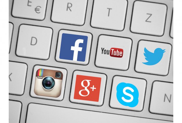 Australia występuje przeciwko gigantom mediów społecznościowych