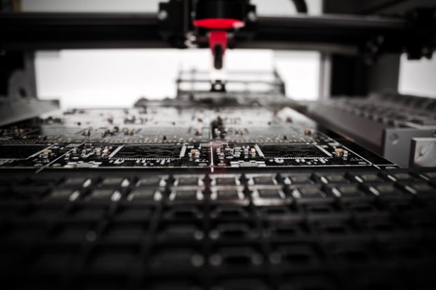 Bosch przeznaczy 400 milionów euro na produkcję chipów