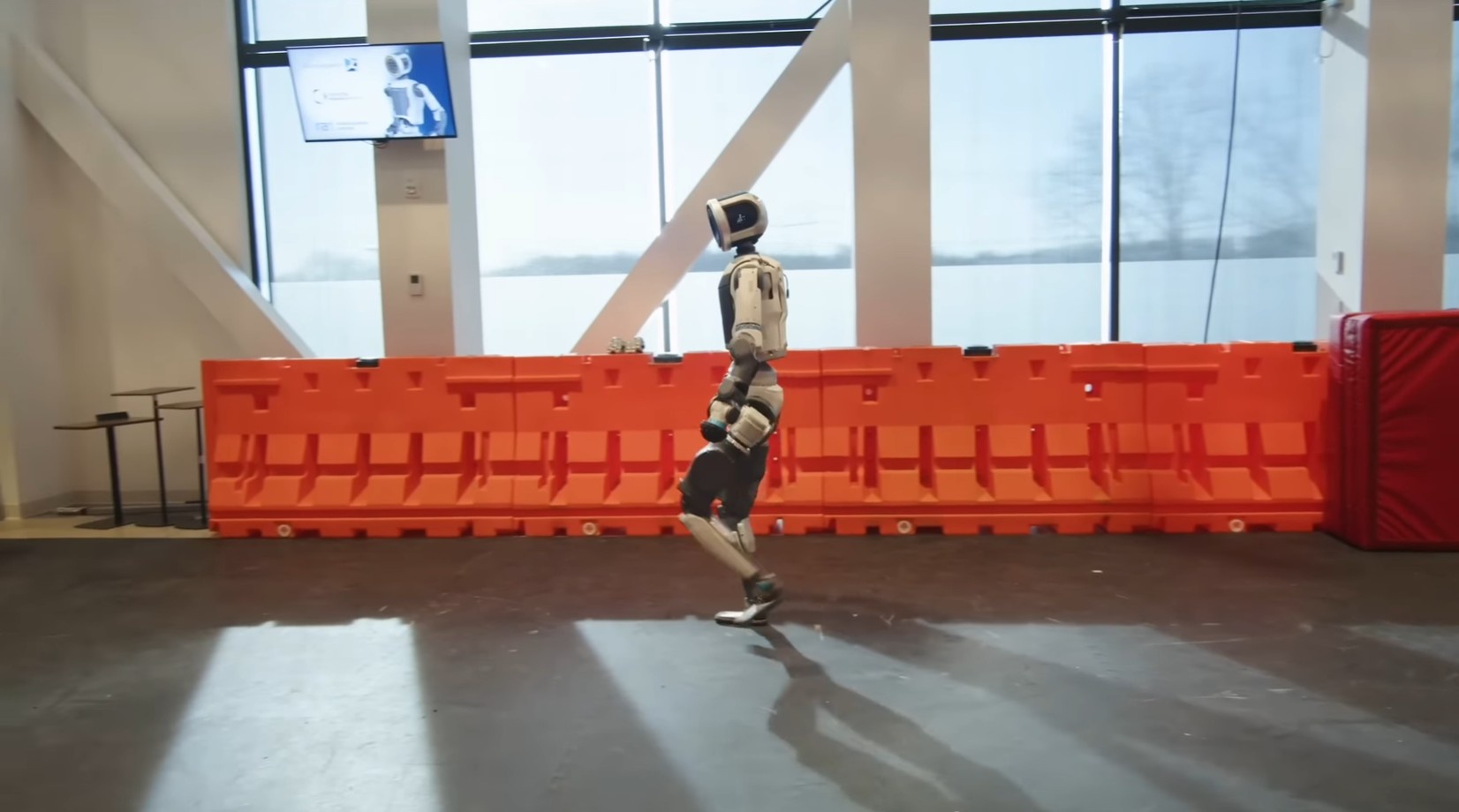 Kadr z klipu udostępnionego przez Boston Dynamics