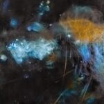 Fragment zdjęcia centrum Drogi Mlecznej; radioteleskop MeerKat