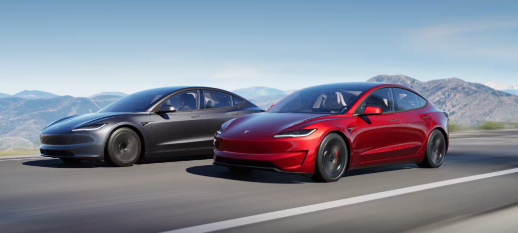 Robotaksówki Tesli jednak nie są idealne. Sieć obiegły nagrania z dziwnymi manewrami pojazdów