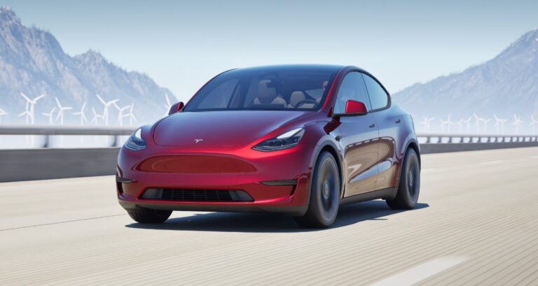 Źródło: https://www.tesla.com/pl_pl