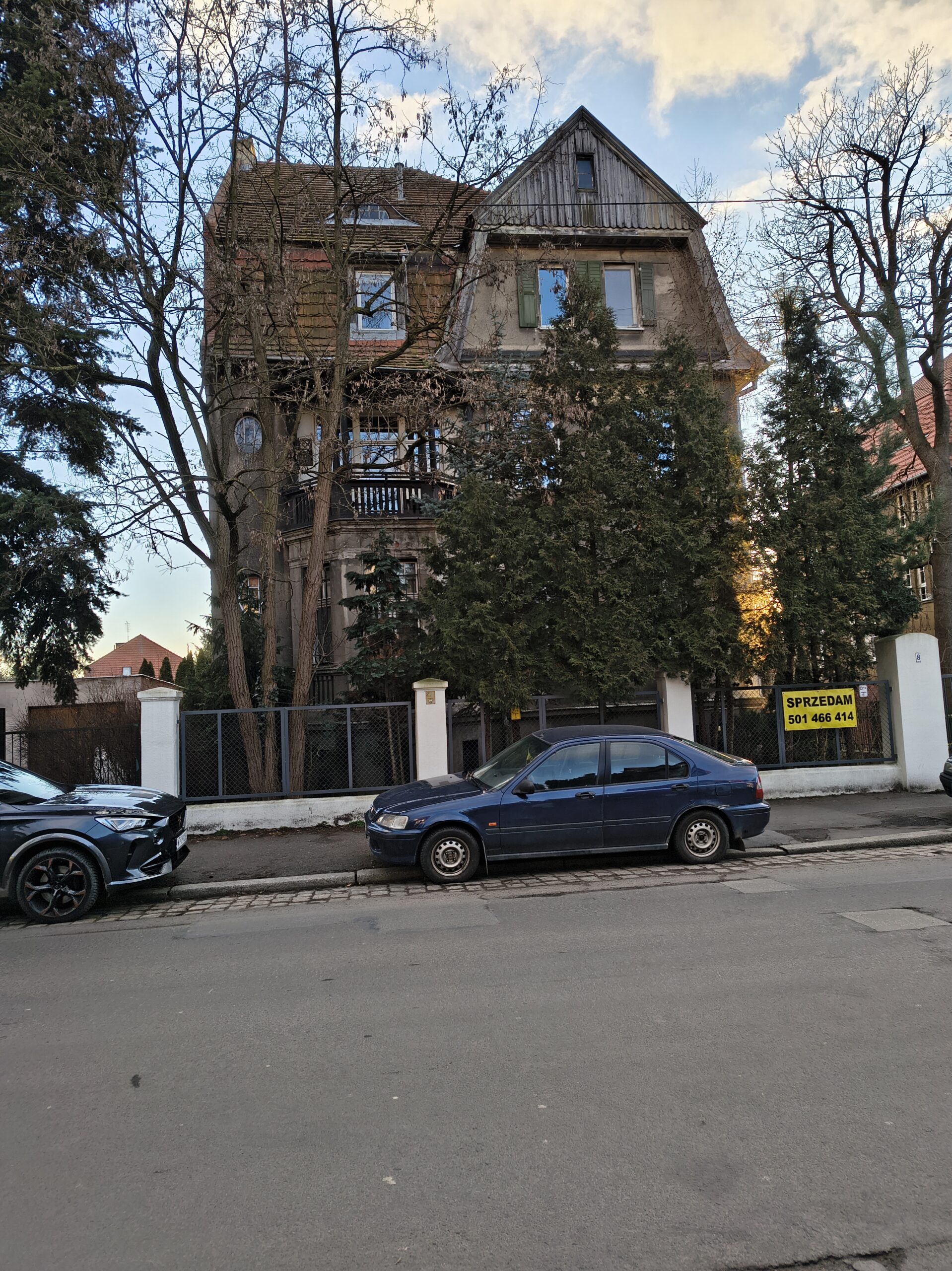 Motorola ThinkPhone 25