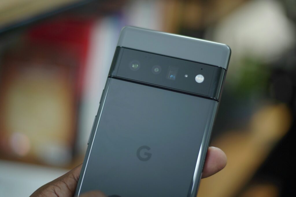 Google Pixel – dlaczego smartfony Google zyskują coraz większe grono fanów?