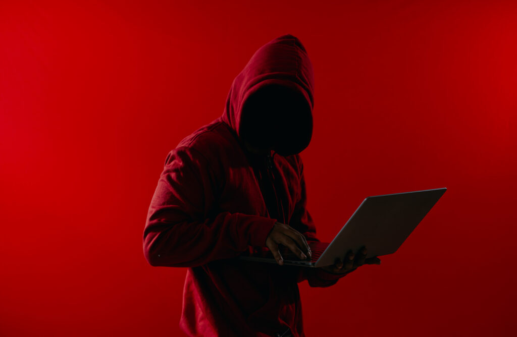 Polski sklep internetowy padł ofiarą ataku. Dane tysięcy użytkowników trafiły do sieci.