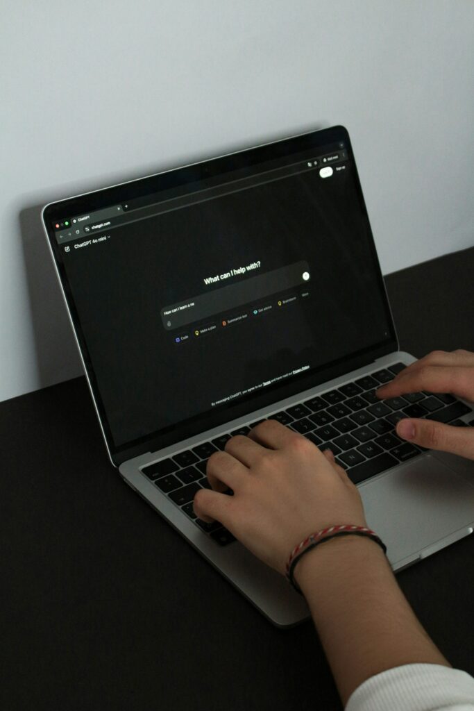 „ChatGPT zniszczył moją zdolność do pisania” – uzależnienie od chatbotów, to realny problem dla ludzi