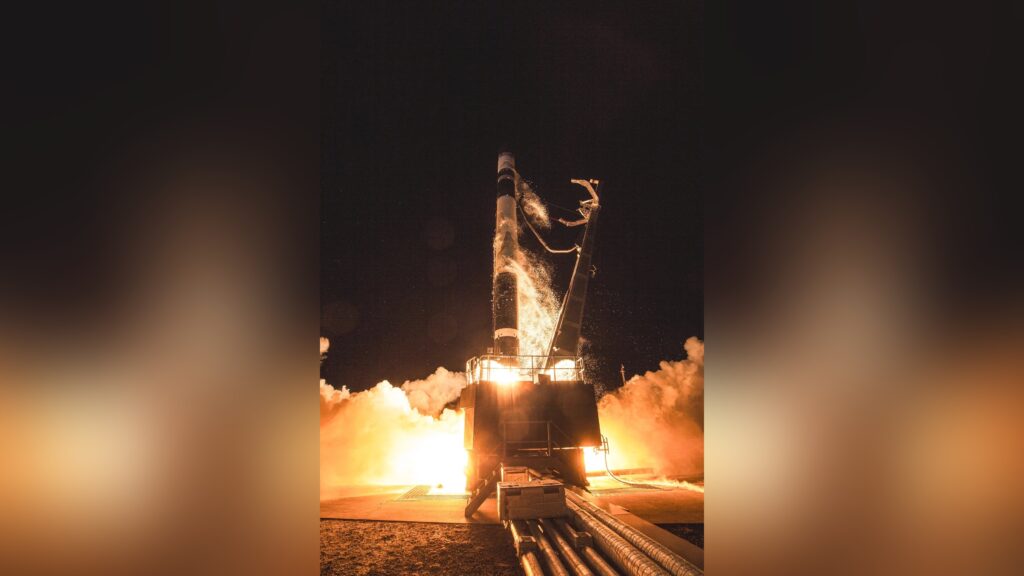 Mamy nowy kosmiczny rekord. Rocket Lab wyniósł wojskowego satelitę na orbitę w mniej niż 17 godzin