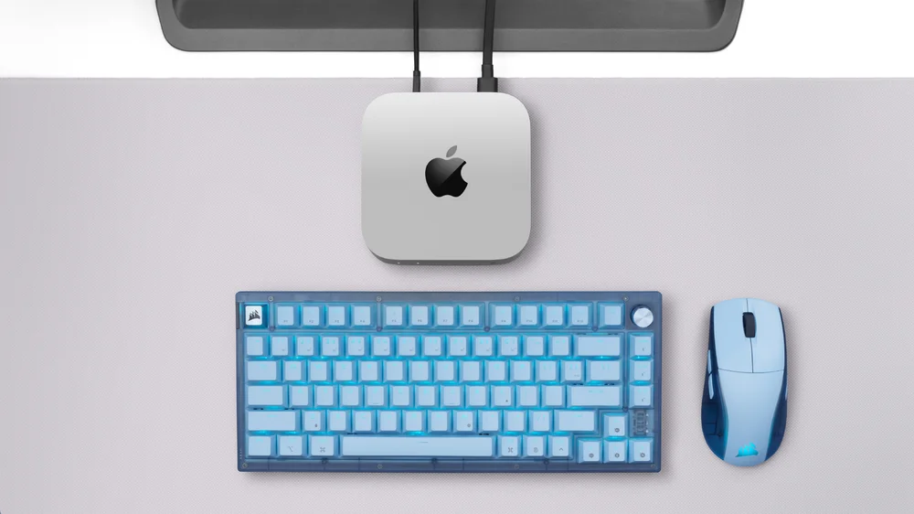 APPLE_CORSAIR_0508-copy (1)