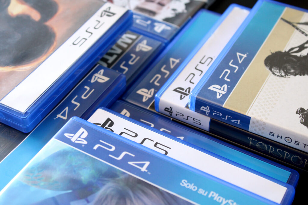 „Firmy mają prawo decydować o formie dystrybucji”. Unia Europejska nie zatrzyma Sony i odchodzenia od płyt z grami