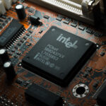 Intel wskoczył na falę AI. Sądzę, że to może być fatalna wiadomość dla zwykłych konsumentów [FELIETON]