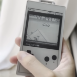 Game Boy z e-papierowym ekranem? YouTuber stworzył emulator pozwalający na komfortową grę w stare Pokémony