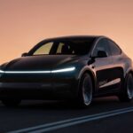Elon Musk przejedzie się na robotaxi. Firma twierdzi, że jest OK, ale liczby i regulacje mówią co innego