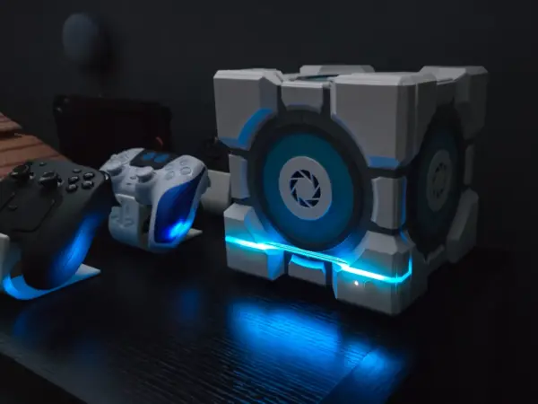 Steam Machine Companion Cube