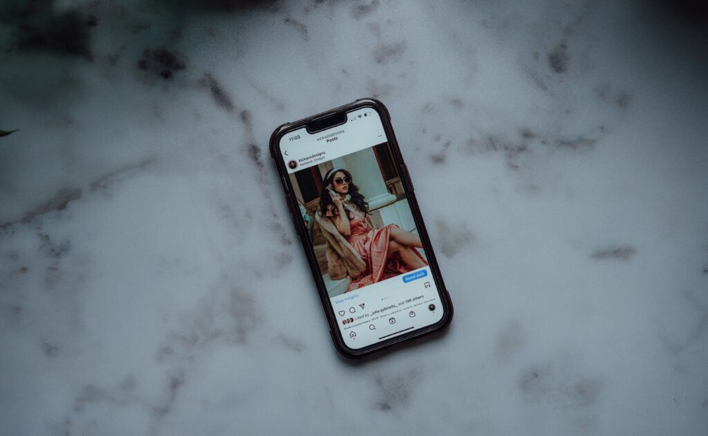 Meta wycofuje kontrowersyjną funkcję AI na Instagramie. Wystarczyły trzy dni krytyki