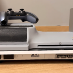 Polski majsterkowicz pozazdrościł właścicielom najdroższej obecnie konsoli od Sony i zbudował sobie swoje własne… PlayStation 3 Pro