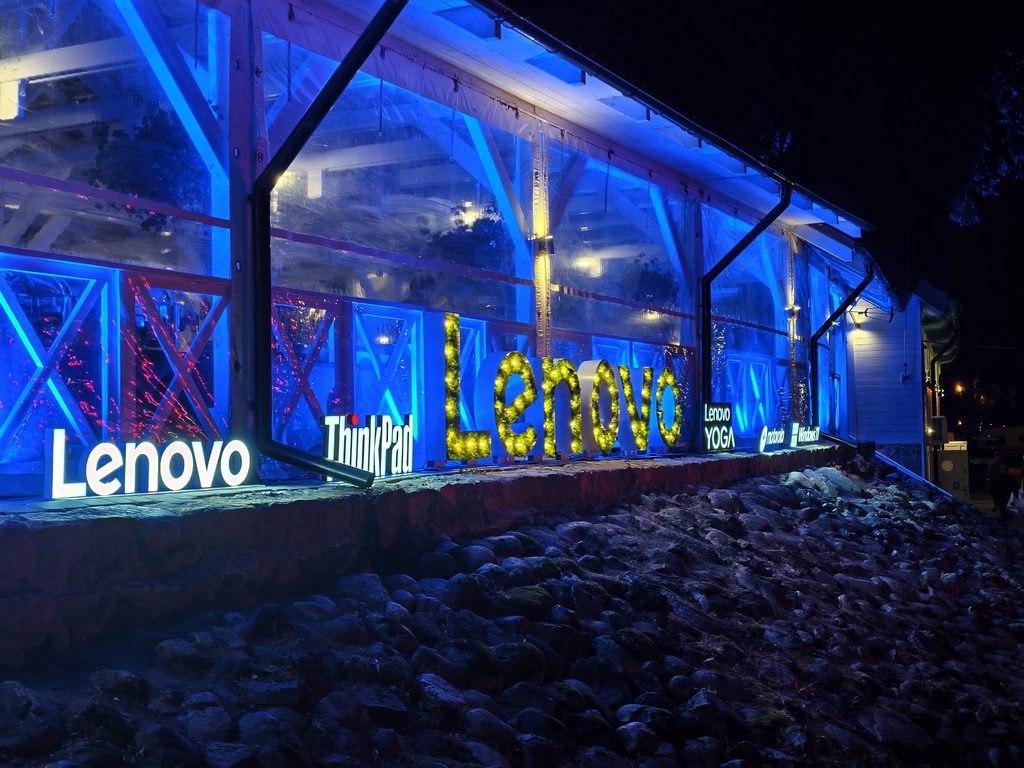 Regaty Lenovo