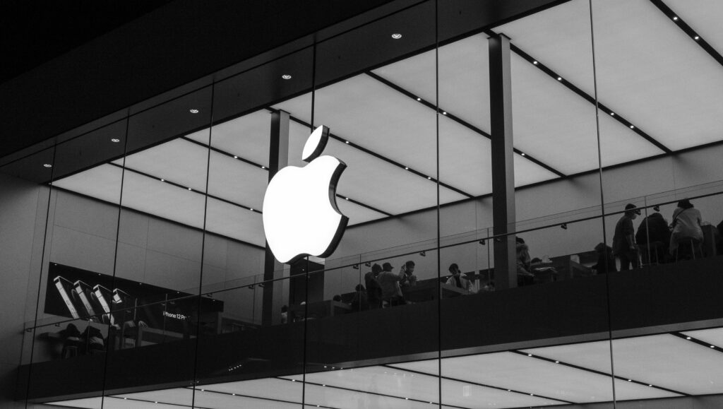 Produkcja składanego iPhone’a Ultra może ograniczać się do tylko kilkuset sztuk na dzień – dostępność nowego telefonu od Apple będzie mocno ograniczona