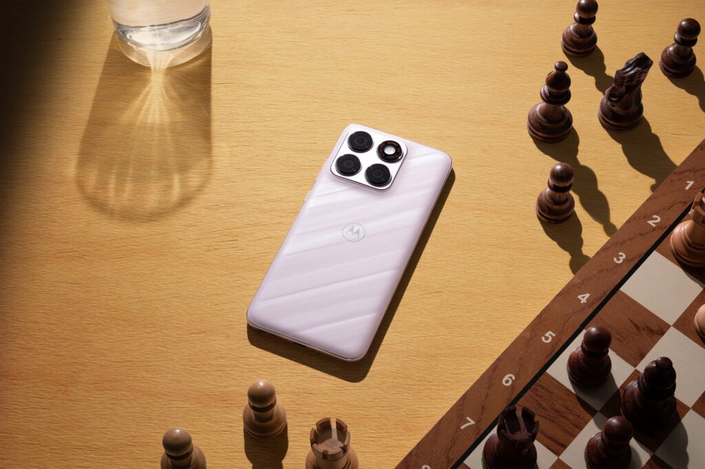 Motorola edge 70 plus zadebiutowała w T-Mobile. Aparat 200 Mpx, wielka bateria i 300 zł zwrotu na BLIK