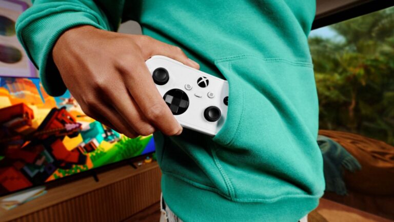 Xbox Nano Controller to najmniejszy kontroler od Microsoftu. Pad ważący 99 gramów zadebiutuje w listopadzie, także w Polsce