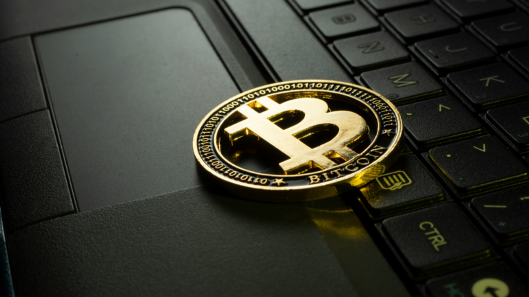 Agent AI Claude Code wykrył program do wydobywania kryptowalut ukryty na przegrzewającym się komputerze Mac – „wykorzystywał około 1175% mocy procesora”