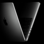 Nowy MacBook Pro z dotykowym ekranem OLED ma być znacznie lżejszy od poprzedników – premiera jeszcze w 2026 roku?