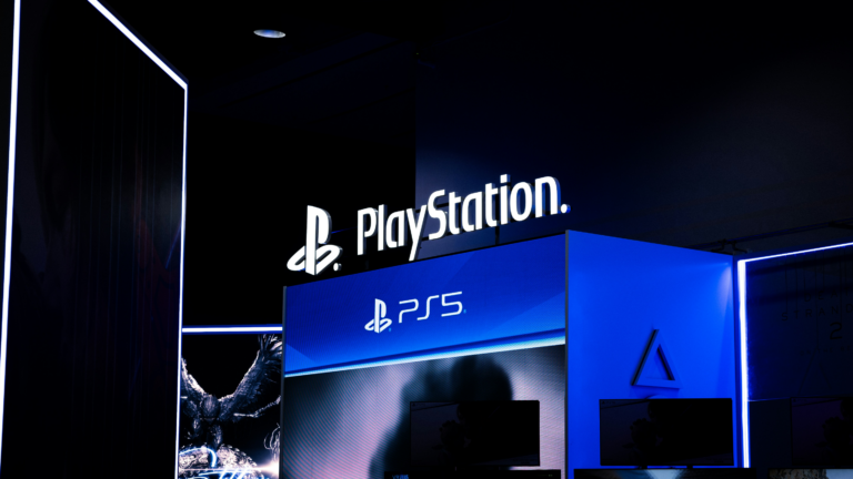 PlayStation 6 z autorskim systemem generowania klatek? Sony patentuje model AI, który ma wyeliminować największe wady obecnych technik